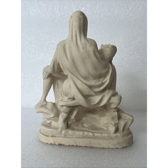 Pieta VTG Sculpture, Mary Cradling Jesus's Body After His Descent From The Cross - Picture 7 of 16